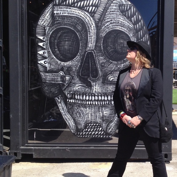 Meet your Posher, Kristi - Picture 2 of 2